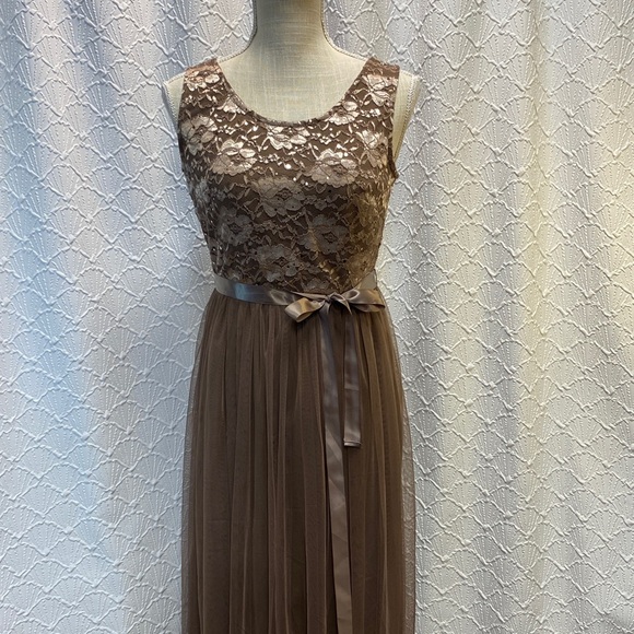 NWOT Candolite Petite small petite Brown bronze Lace Long Sleeve Gown sequins - Picture 12 of 13